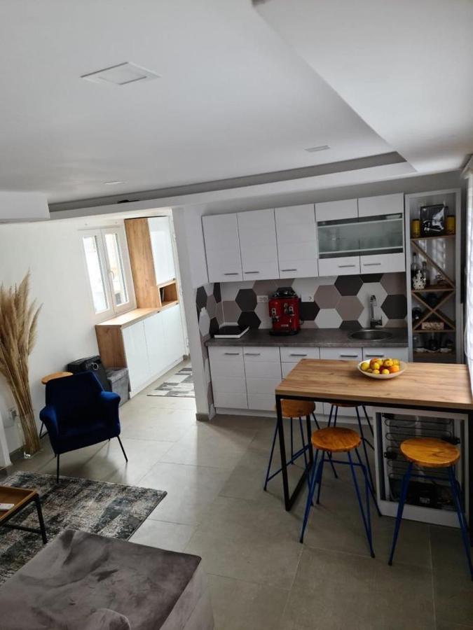 Sea Side Apartment Kotor Dış mekan fotoğraf